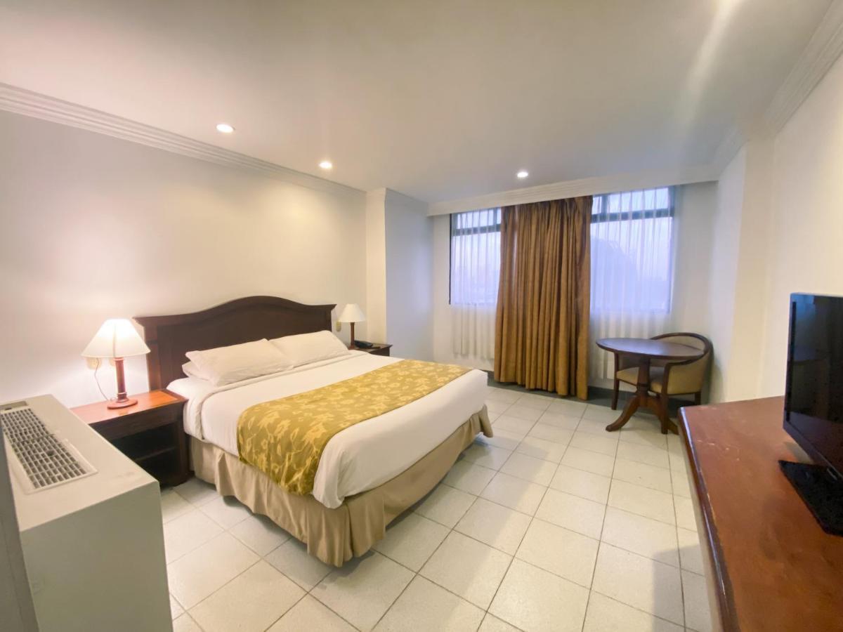 Hotel Faranda Express Puerta Del Sol Barranquilla, A Member Of Radisson Individuals Барранкилья Экстерьер фото