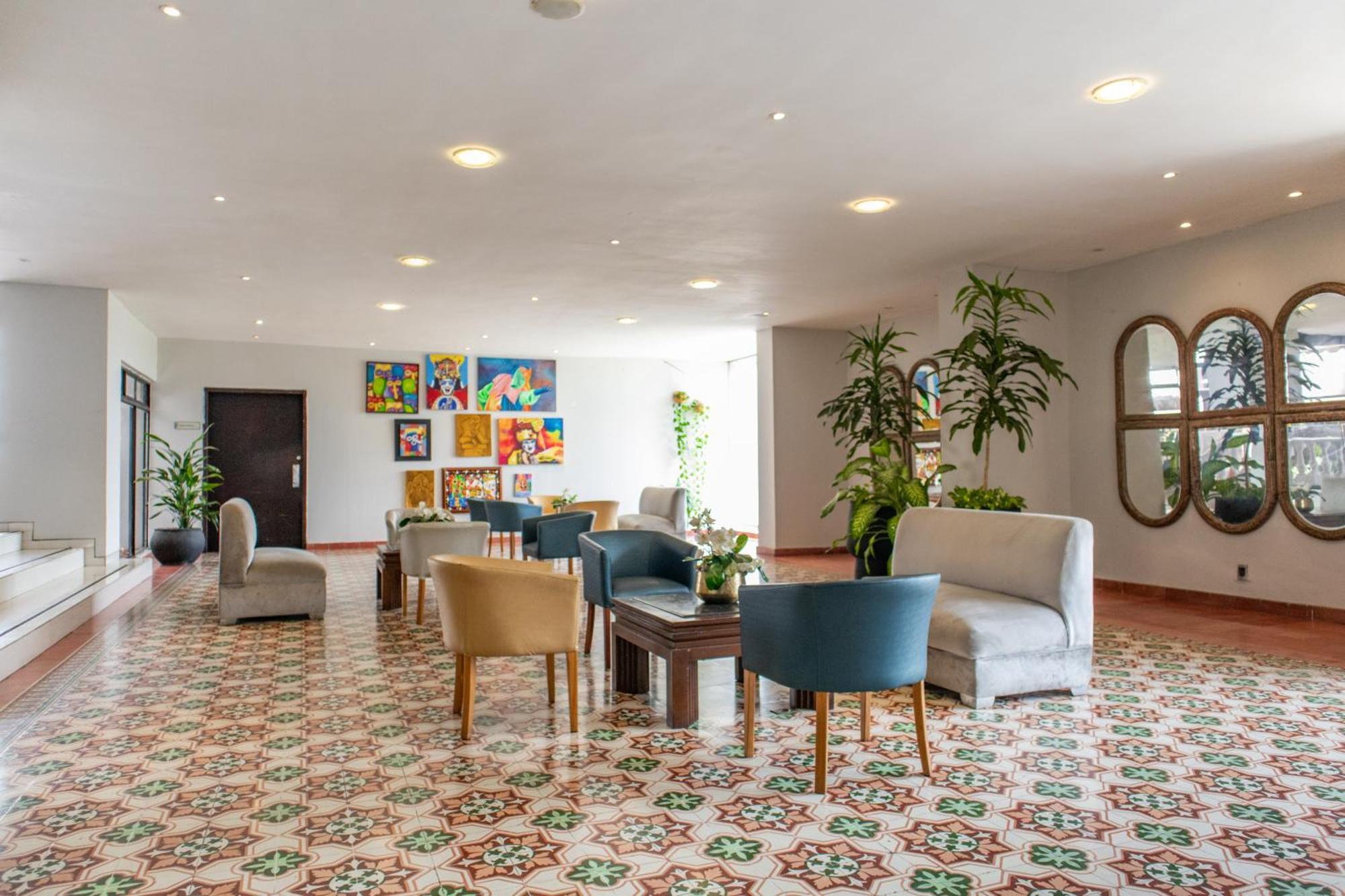 Hotel Faranda Express Puerta Del Sol Barranquilla, A Member Of Radisson Individuals Барранкилья Экстерьер фото